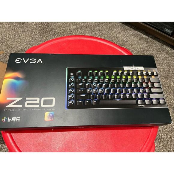 EVGA Z20 RGB Backlit LED Optical Mechanical Gaming Keyboard Macro New Sealed - Picture 4 of 7